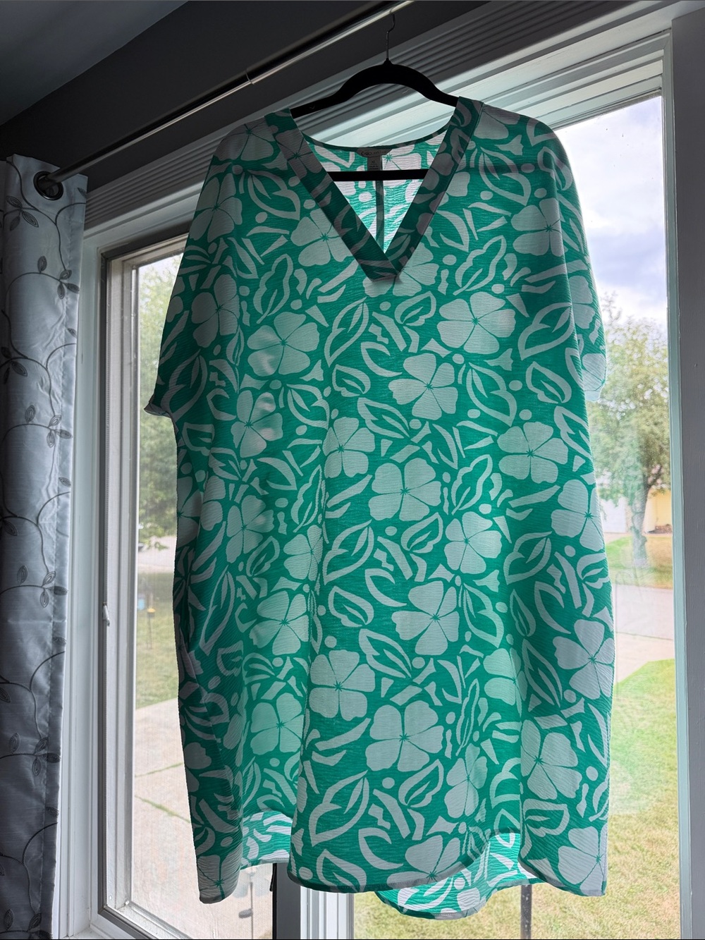 Cato Teal & White Floral V-Neck Tunic
